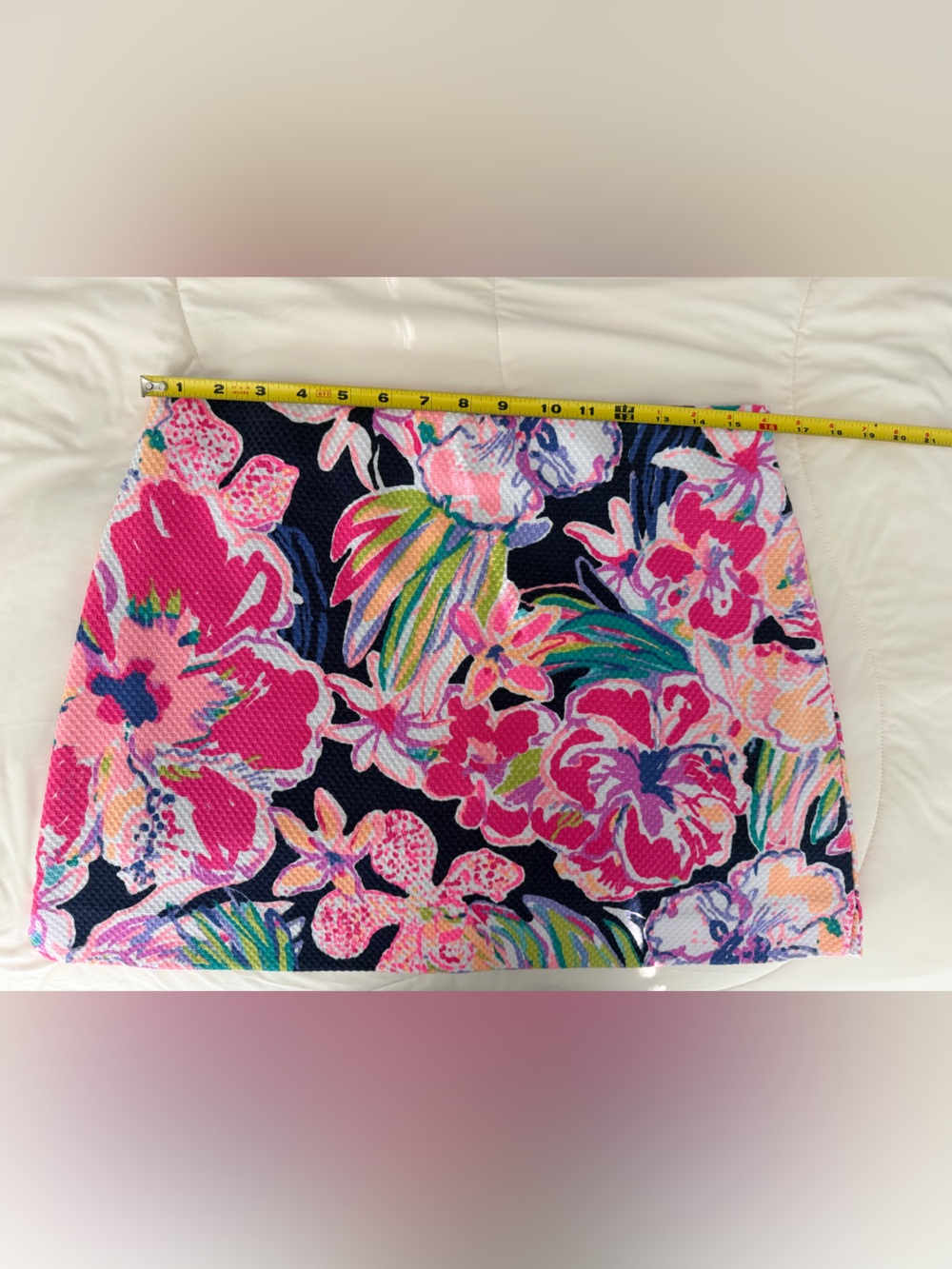 Lilly Pulitzer Bold Floral Mini Skirt With Built-In Shorts - Picture 8 of 10